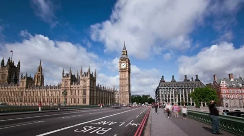 Big Ben with sunny puffy clouds timelapse Video stock 8658833