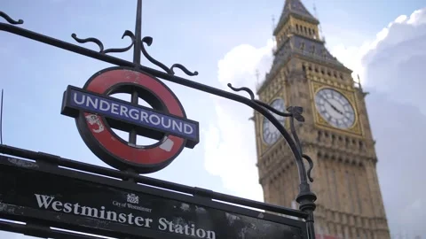 Big Ben view from Westminster underground focus change Vídeos de archivo 247339985