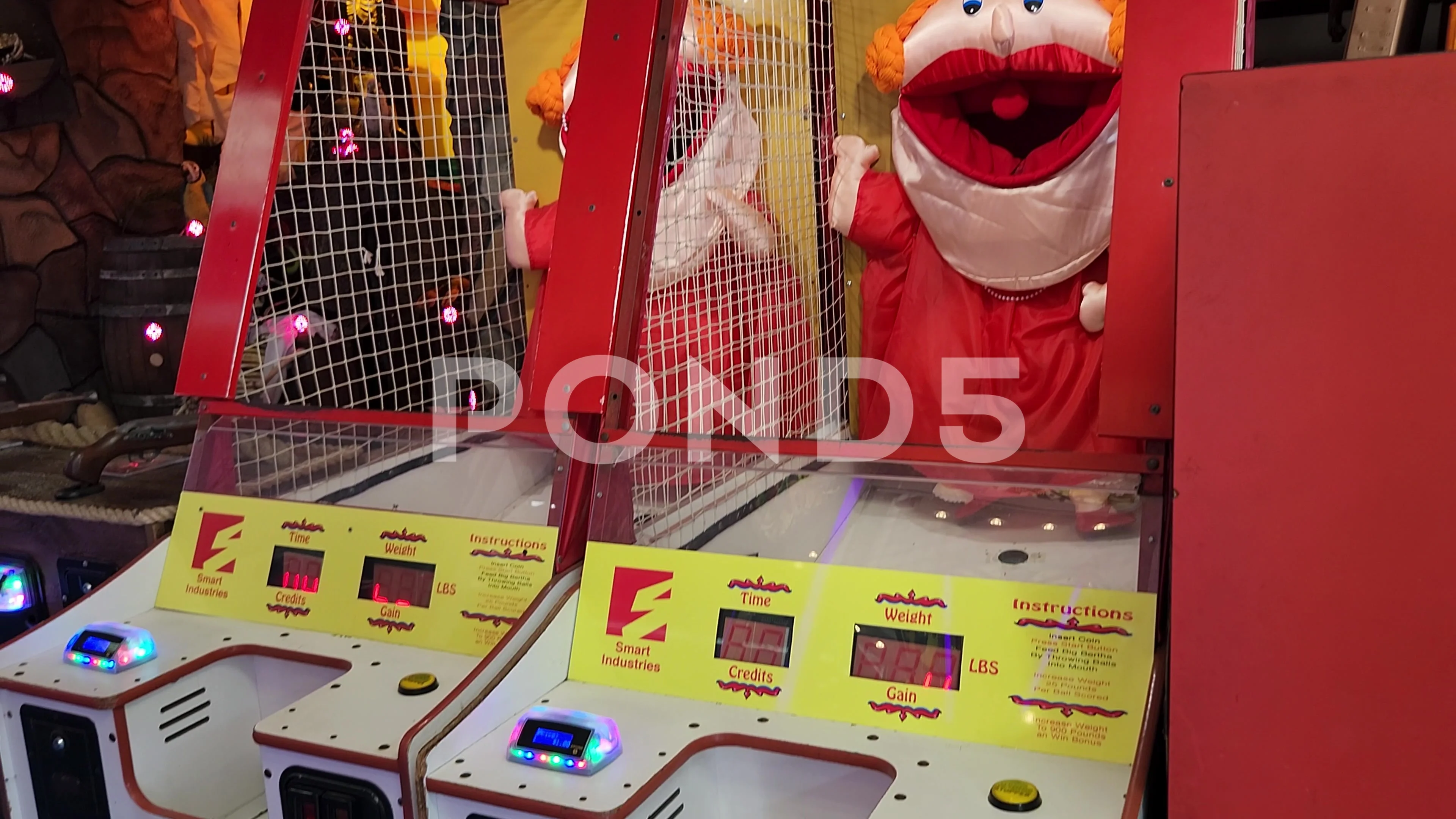 Big Bertha Feed Arcade Game Santa Monica California Pier