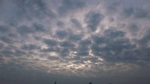 Big Blue sky with clouds, down to skyline, sun shining through, Baton Rouge, LA, Stock-Footage 53369317
