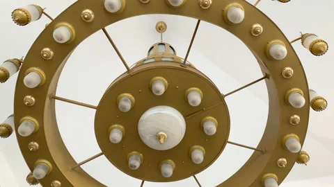 Big Chandelier In The Mosque 動画素材 134295254