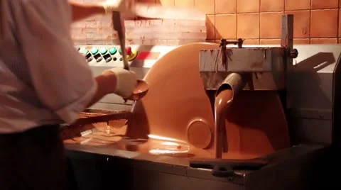 Big Chocolate Tempering Machine with Milk Chocolate 스톡 동영상 67575122