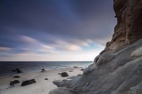 Big cliff on the beach Foto stock