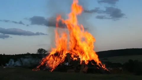 Big Fire Elements - Beginning Rising Fire Stock Footage 11285181