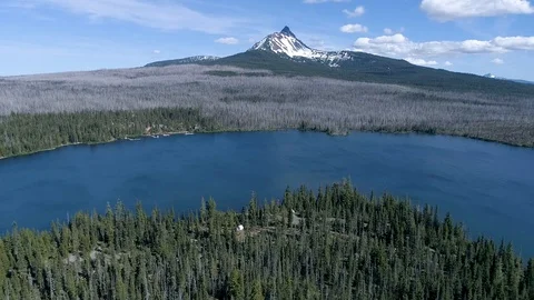 Big Lake at the base of Mt. Washington Oregon Cascades Stock Footage 123092926