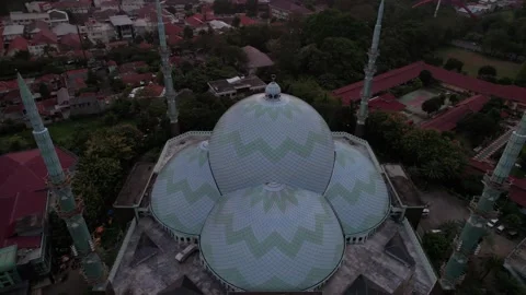 BIG MOSQUE 库存影片 201210435