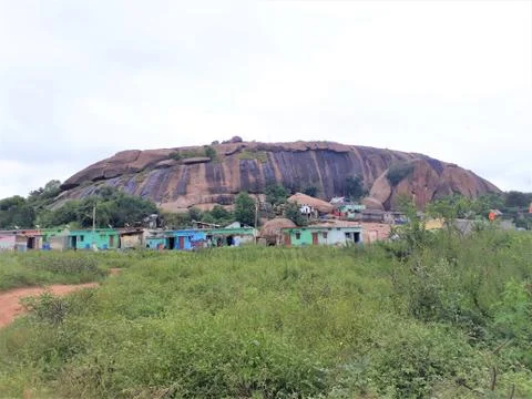 BIG MOUNTAIN WITH GREENERY 스톡 사진