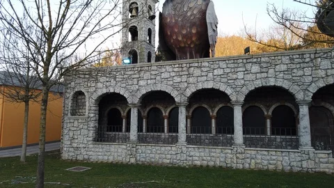 Big owl and ghost castle at amusement park Video stock 125292708