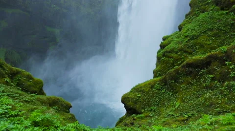 Big Powerful Waterfall with Lots of Water Spray. Video stock 52321024