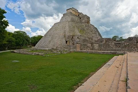 The big pyramide of Uxmal Stock Photos
