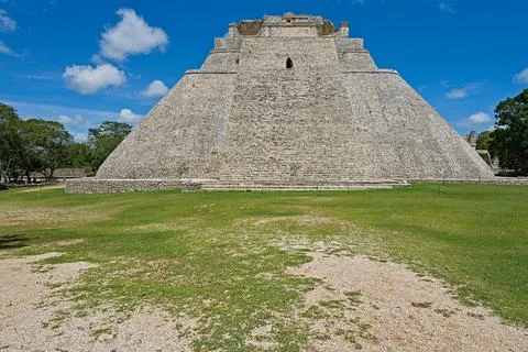 The big pyramide of Uxmal Stock Photos