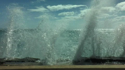 Big splash at qua wall  in honolulu, ohau hawaii Stock Footage 43261454