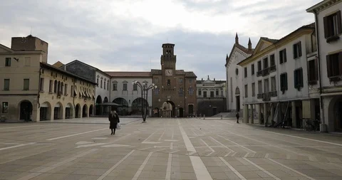 The big square in Oderzo (TV) Видео 86513593