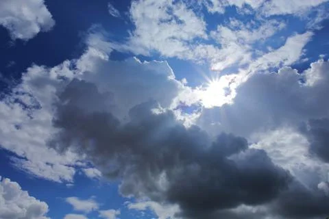 Big sun on the sky with cloudscape Foto stock