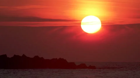 Big sun sunset, red sky in Basque Country Video stock 152636677