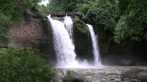 Big Waterfall Video stock 851160