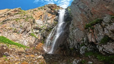 Big waterfall in the mountains 스톡 동영상 282347374