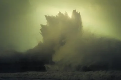 Big wave breaking Stock Photos