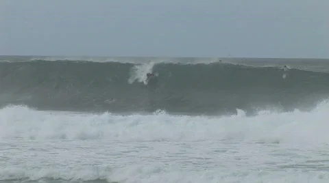 Big wave freesurfer  Stock Footage 801024