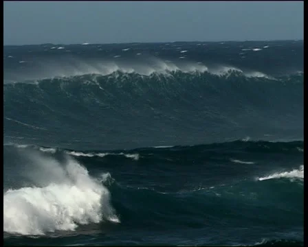 Big Waves Hawaii Stock Footage 1009076