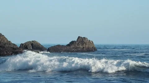 Big Waves at Pfeiffer Beach Stock Footage 64821520