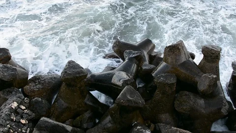 Big waves from the sea Видео 95312818