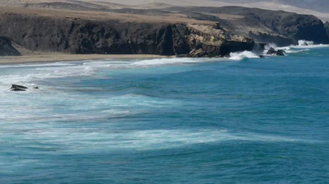 Big waves surfers beach la pared 11090 Vidéo 31739481
