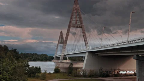 Biggest bridge of Budapest Video stock 131382913