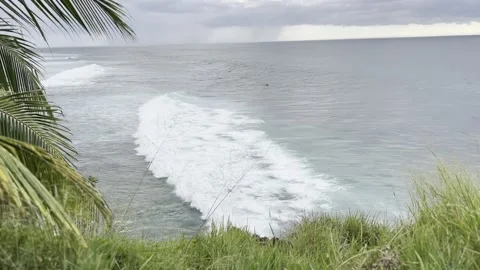 Bigwave from cliff Stock Footage 165082259