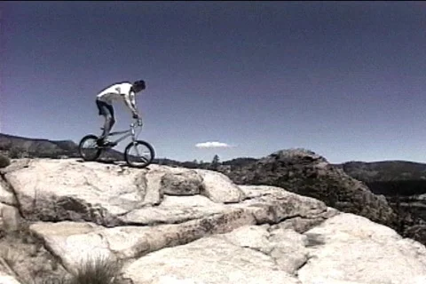 Bike 32 Video stock 94465