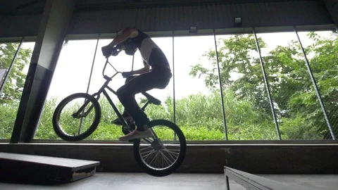 Bike Jump 스톡 동영상 93813113