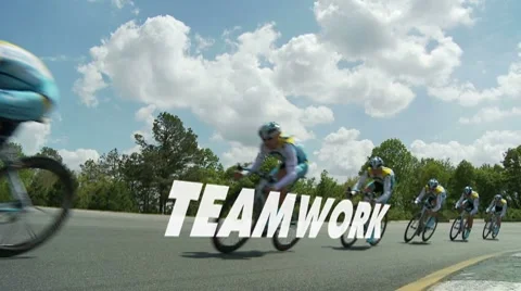 Bike teamwork Video stock 8775838