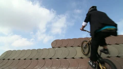 Bike trick 07 Video stock 11982802