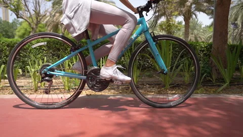 Bike wheels in the park Stock-Footage 140817005