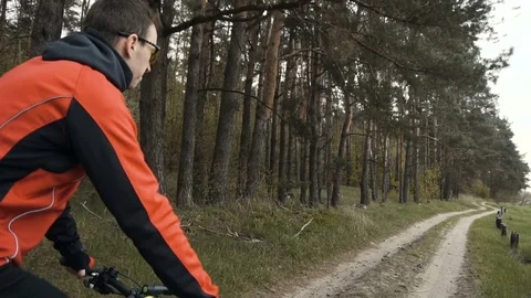 Biker in the Forest Видео 75049343
