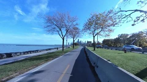 Biking south on Chicago's Lakefront Stock Video Pond5