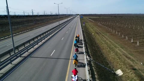 Biking trail driving Vídeos de archivo 157367245