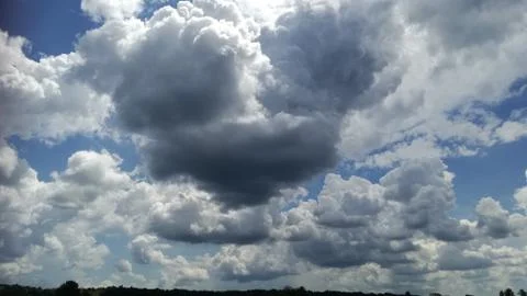 BIKINI  cloudes-silhouettes Stock Photos