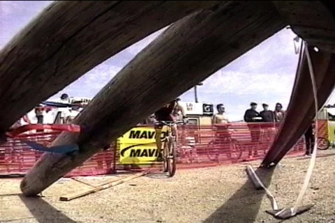 Bikuyt Stock Footage 69413