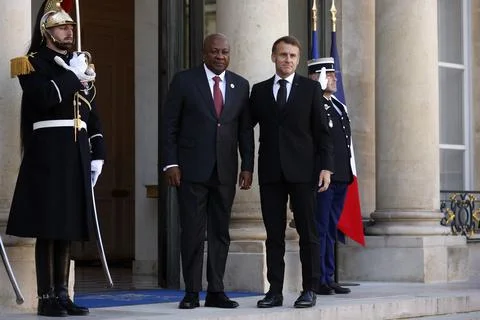 Bilateral meetings at the Elysee during the Paris Peace Forum, France - 30 Oct 2 Stock Photos