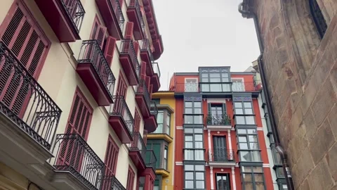 Bilbao old town buildings balconies Vidéo 345683080