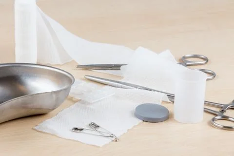 Bild,A table with medical instruments Stock Photos