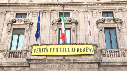 Billboard to ask truth about Giulio Regeni, Italian PhD slain in Egypt Видео 113186378