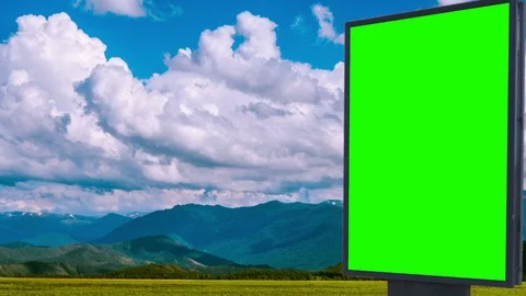 Billboard green screen on the background of mountains Vidéo 85575147