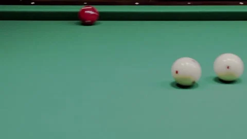 Billiard balls randomly crossing the table and the frame 스톡 동영상 277187550