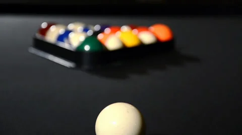 Billiard balls in starting position Видео 33581080