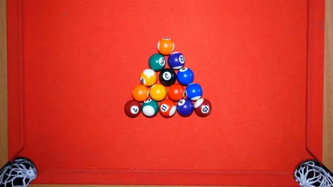 Billiards. Push the pyramid of billiards balls. Видео 111474003