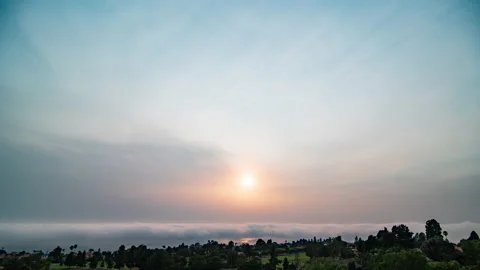 Billowing Clouds over Ocean - long clip Stock-Footage 139887663