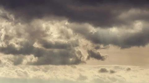 Billowing clouds time lapse Stock Footage 39034197