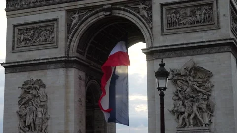 Billowing flag in the Arc de Triomphe in slow motion, Paris, 4K Stock Footage 205550844
